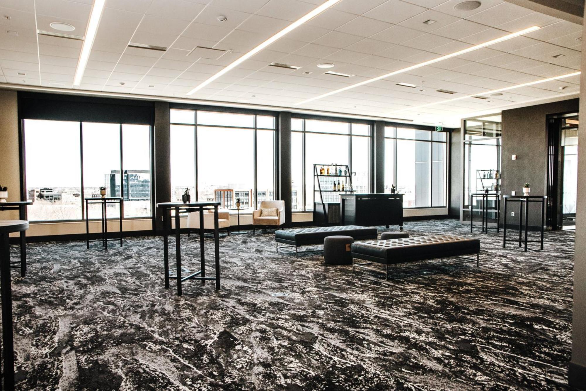 Ac Hotel By Marriott Columbus Downtown Экстерьер фото